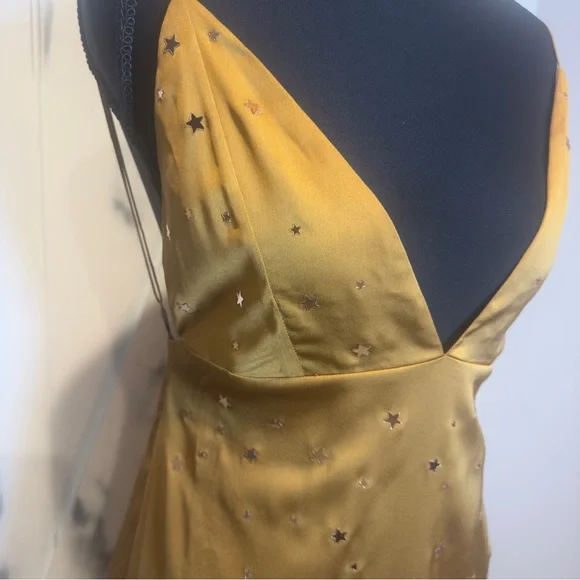 slim fit dress slacks For Love & Lemons Kate Mini Dress - Yellow